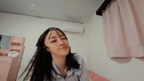 hinata_chan3 free recording from 2026-01-12 00:04:00