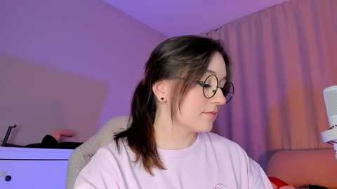 pink_hell_ free recording from 2026-01-14 00:21:00