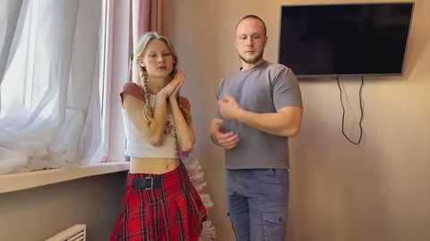daisy_couple free recording from 2026-01-14 00:21:00