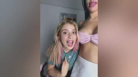 _alicee_1 free recording from 2026-01-16 00:33:00