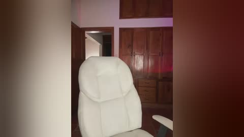 ale_lewis free recording from 2026-01-16 00:03:00