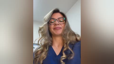 alicee16 free recording from 2026-01-16 00:41:00