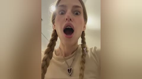 kira_mia free recording from 2026-01-16 00:41:00