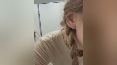 kira_mia free recording from 2026-01-16 00:41:00