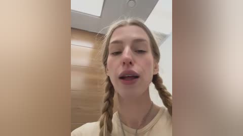 kira_mia free recording from 2026-01-16 00:41:00