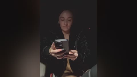 lunagirl13 free recording from 2026-01-16 00:03:00