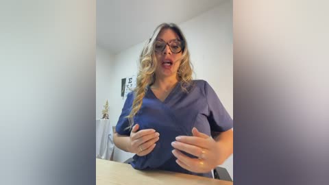 alicee16 free recording from 2026-01-17 00:11:00