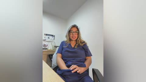 alicee16 free recording from 2026-01-17 00:25:00