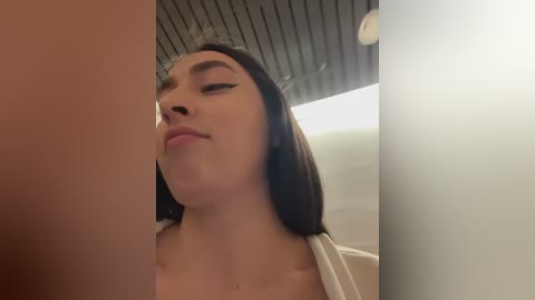 holly_play free recording from 2026-01-18 00:33:00