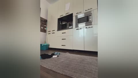 annekane free recording from 2026-01-19 01:33:00