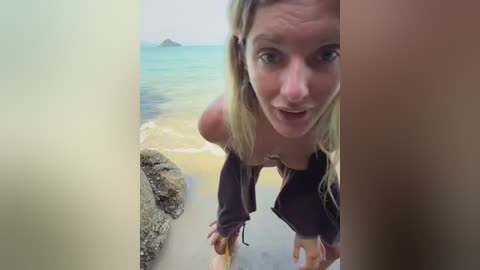 lady_liaa free recording from 2026-01-19 00:01:00