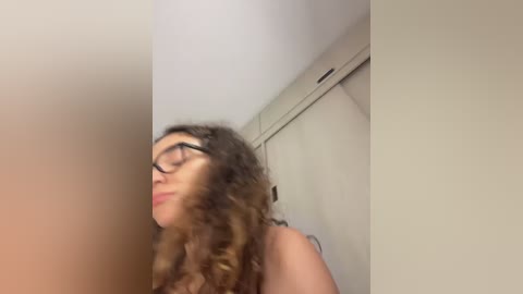 uniquerossie free recording from 2026-01-21 00:54:00