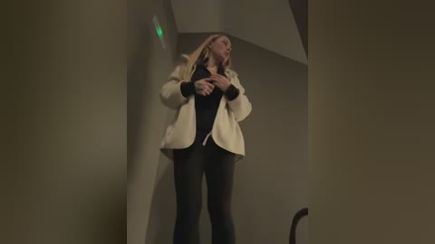 emasalis free recording from 2026-01-25 00:22:00