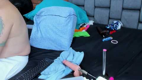 couple_gold69 free recording from 2026-01-26 00:35:00