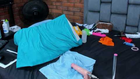 couple_gold69 free recording from 2026-01-26 00:35:00