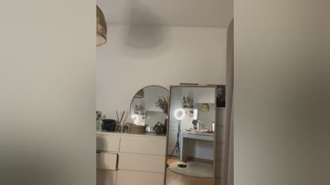 petite_minette30 free recording from 2026-01-27 00:58:00