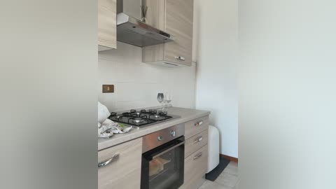 petrouchkaaa_ free recording from 2026-01-28 00:16:00