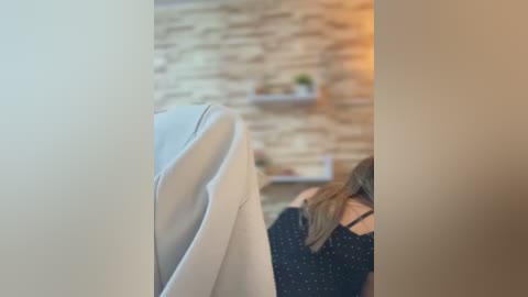 _abril_office1 free recording from 2026-01-28 01:26:00