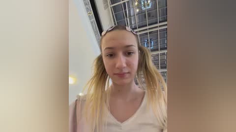 lia__love free recording from 2026-01-28 00:03:00