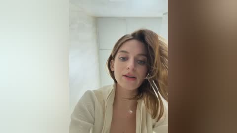 _angelari_ free recording from 2026-02-01 00:07:00