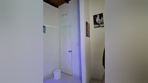 royalgirls_x free recording from 2026-02-01 00:02:00