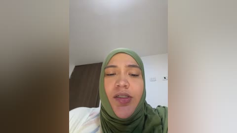 sweetmuslim01 free recording from 2026-02-02 00:03:00