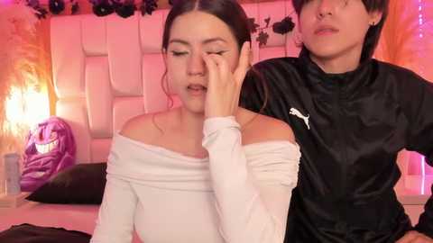 daphne_and_roger free recording from 2026-02-04 00:36:00