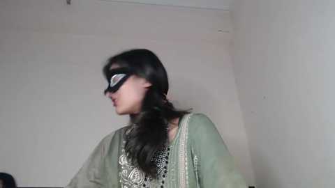 hottie_hania free recording from 2026-02-05 00:07:00