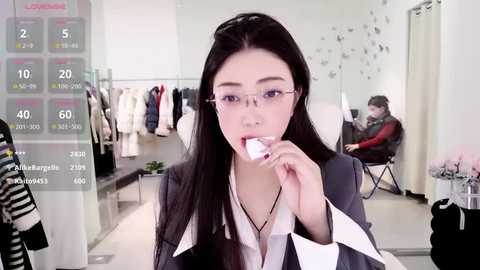 yangyang_777 free recording from 2026-02-04 00:36:00