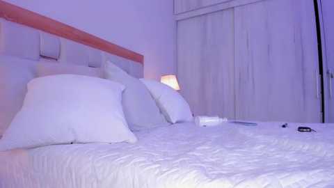 mia_hank free recording from 2026-02-05 01:56:00