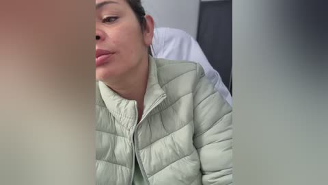 nathalia_28_ free recording from 2026-02-05 01:56:00