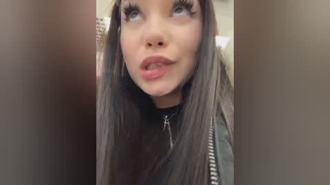 chloe__moon free recording from 2026-02-06 00:09:00