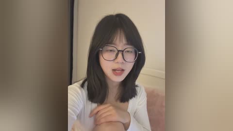 ella_aaaaa free recording from 