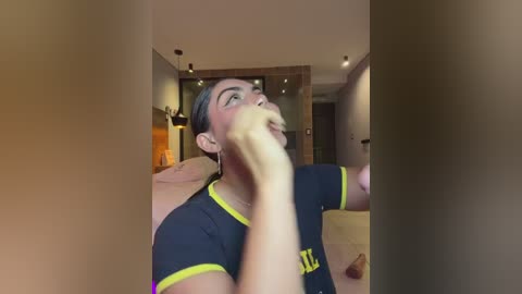 zui_lu free recording from 2026-02-06 00:06:00