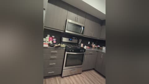 bigbuttbrooklynn free recording from 2026-02-08 00:12:00