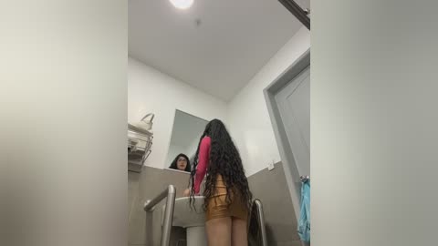 dani_bela free recording from 2026-02-08 00:04:00