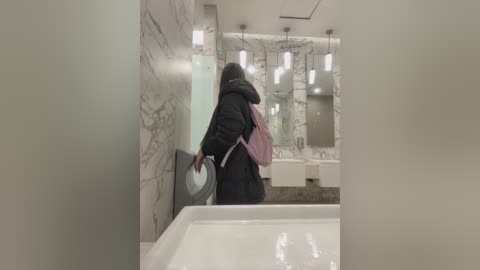 isabella21_ free recording from 2026-02-08 00:04:00