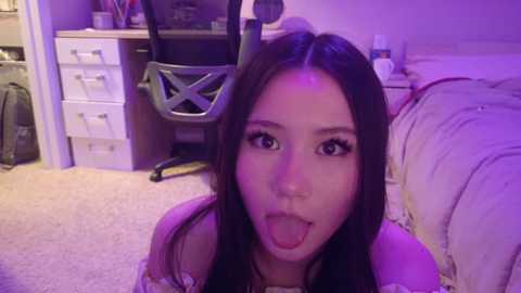 luvvivii free recording from 2026-02-08 00:12:00