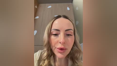 emasalis free recording from 2026-02-10 00:47:00