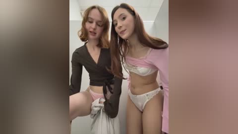 lillukatten free recording from 2026-02-10 00:03:00