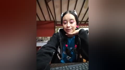 l0lita_emi free recording from 2026-02-11 02:24:00