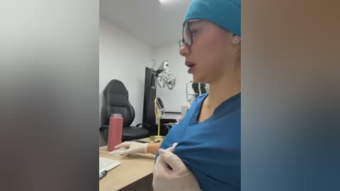 alicee16 free recording from 2026-02-12 00:50:00