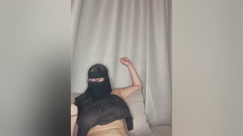 arab_mimi free recording from 2026-02-12 00:45:00