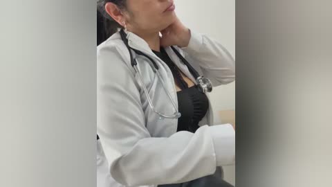 nathalia_28_ free recording from 2026-02-13 00:01:00