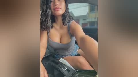 sexi_noemi free recording from 2026-02-12 06:39:00