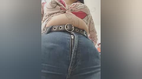 _sarah_office1 free recording from 2026-02-14 00:49:00