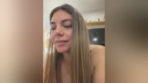 alicee16 free recording from 2026-02-15 01:10:00