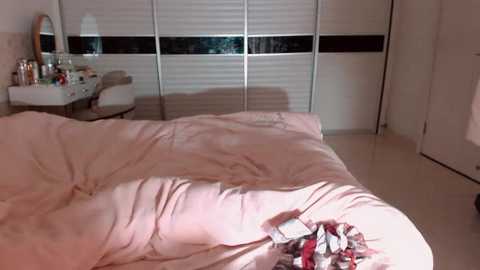 miu1_girl free recording from 2026-02-15 02:13:00