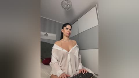 _adelle free recording from 2026-02-16 00:50:00