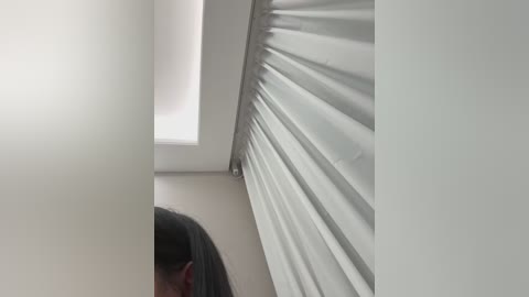 enen_xiaobao free recording from 2026-02-16 00:49:00